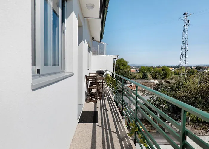 Vitoriahouse - Your Little Corner Apartment *