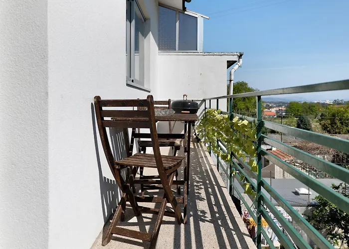 Vitoriahouse - Your Little Corner Apartment *